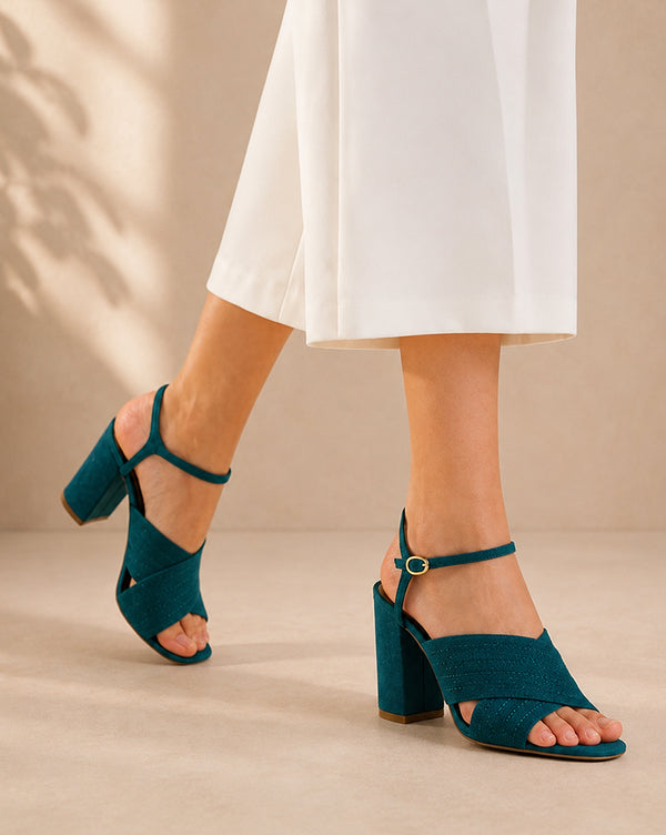HOCK BLOCK HEEL